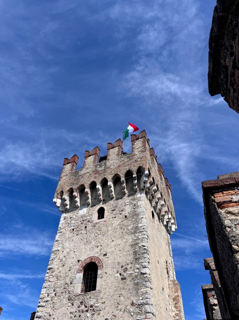sirmione castle